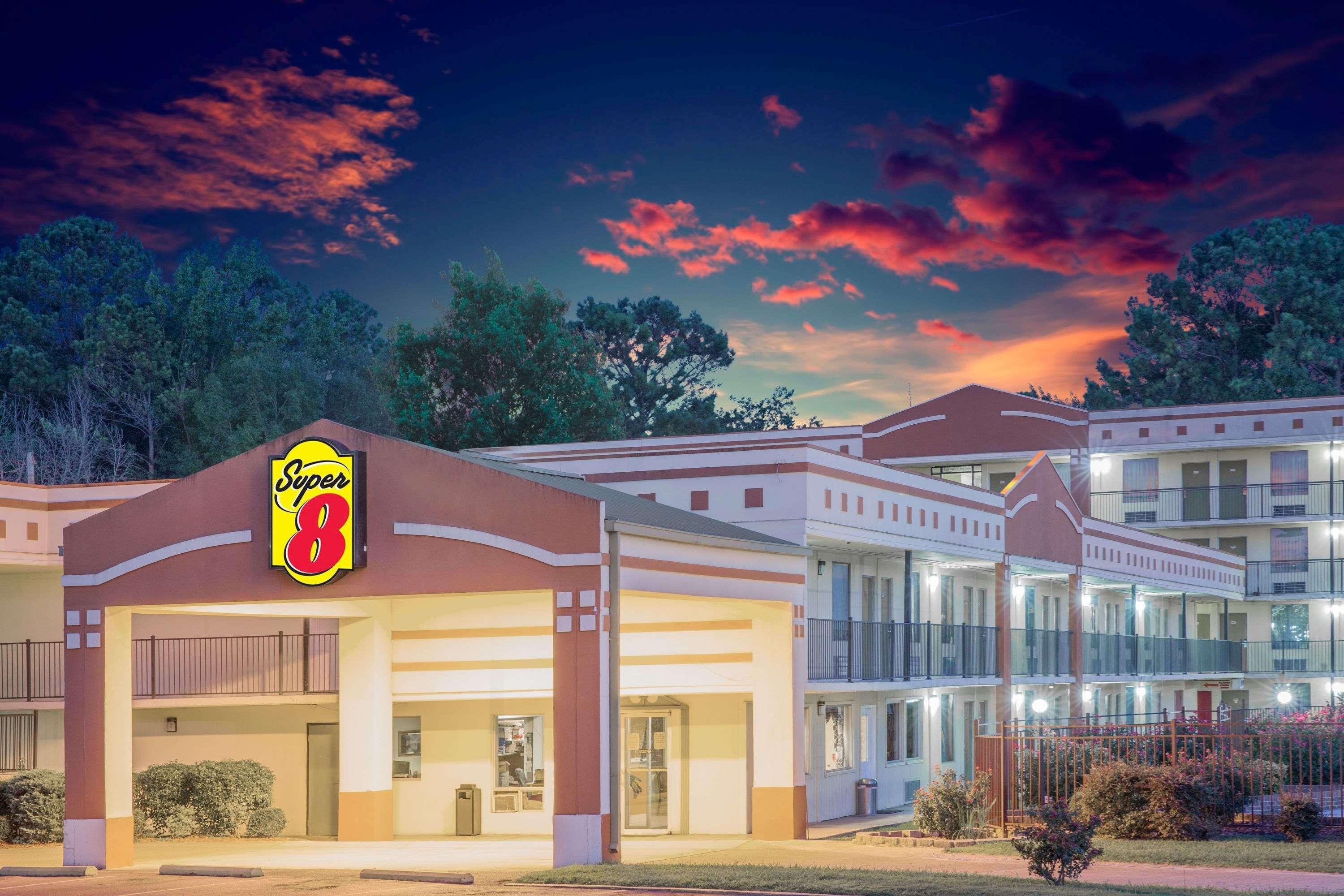 Super 8 By Wyndham Jasper Hotel Kültér fotó